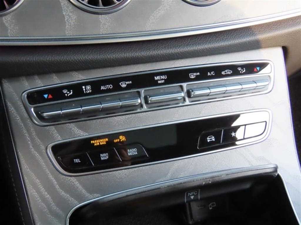 Mercedes Benz CLS Class - Vista 7