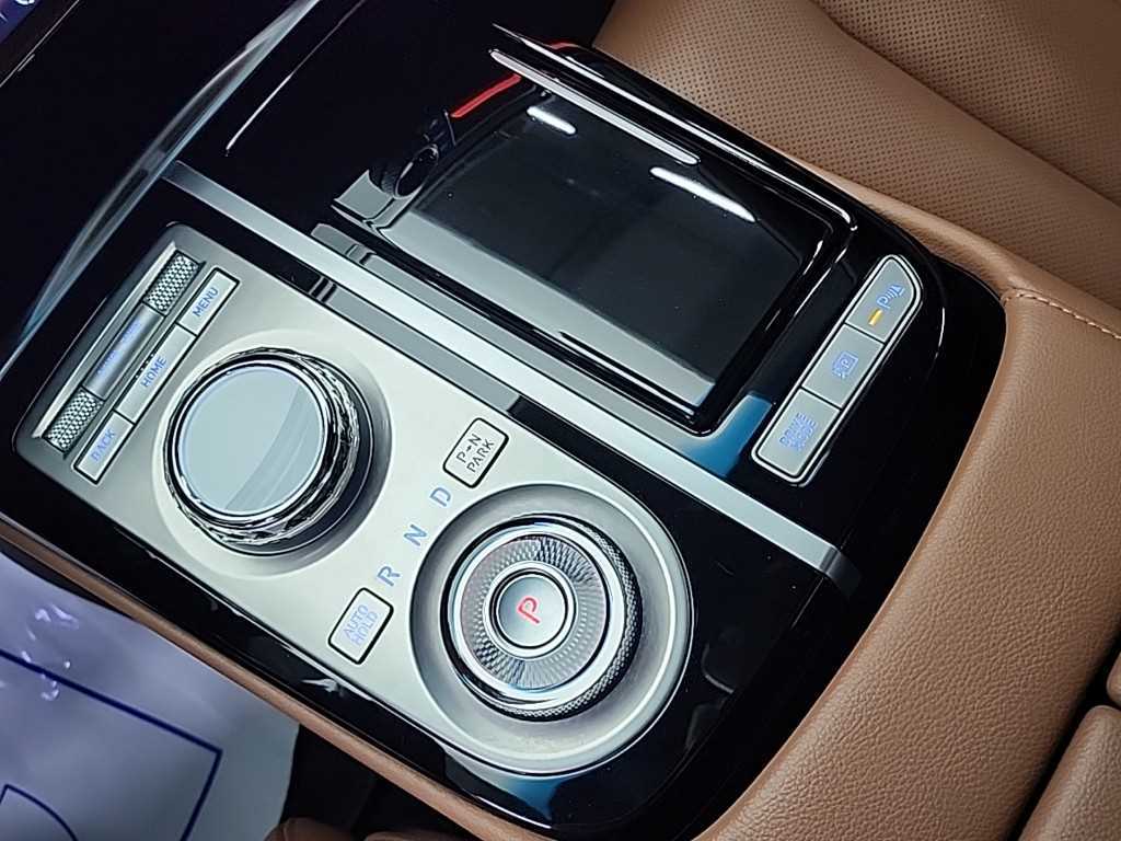 Genesis G80 - Vista 8