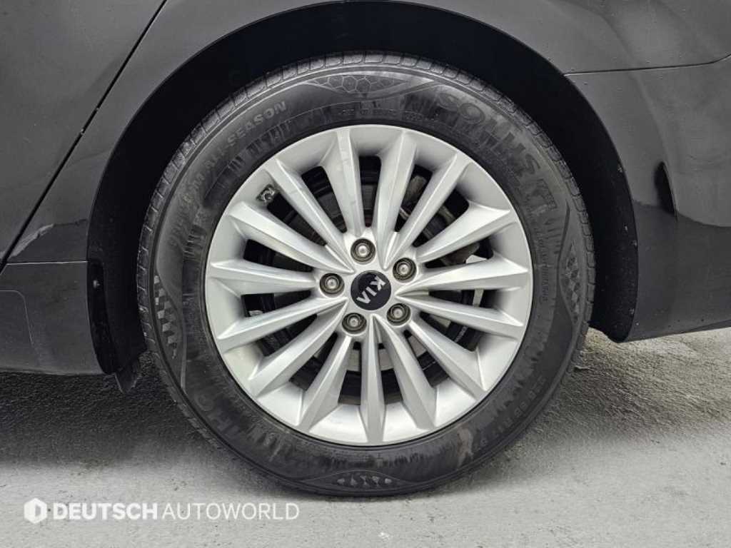KIA K7 - Vista 5