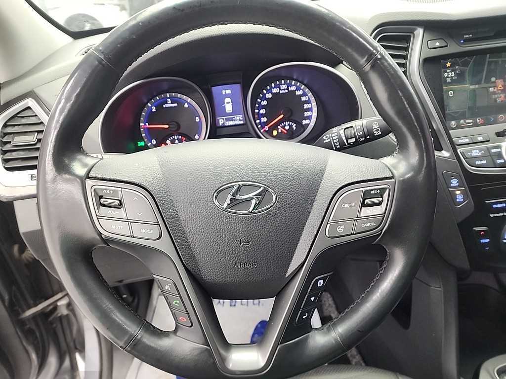 HYUNDAI Santa Fe - Vista 9