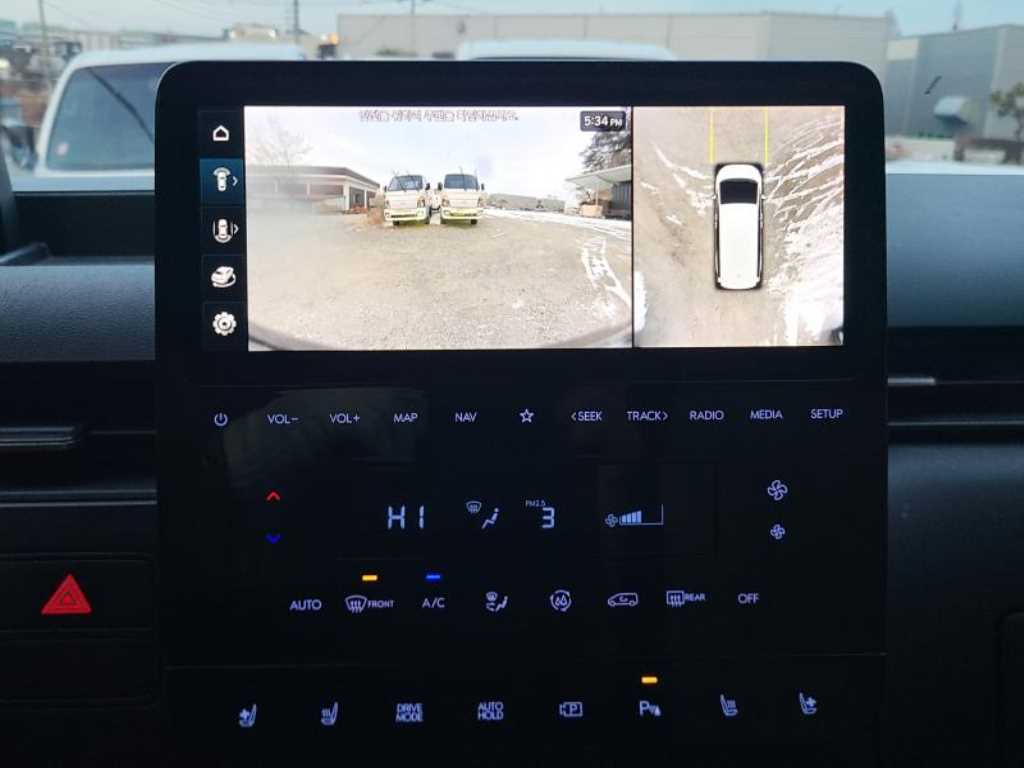 HYUNDAI Staria - Vista 12