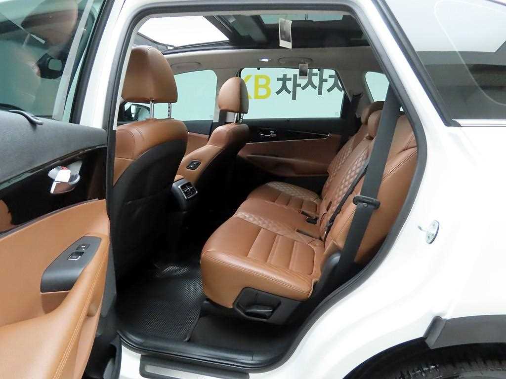 KIA Sorento 2018 Blanco - Importación desde Corea - HF Imports Iquique - Foto 13