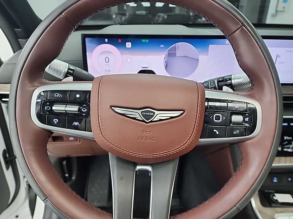 Genesis GV80 - Vista 9