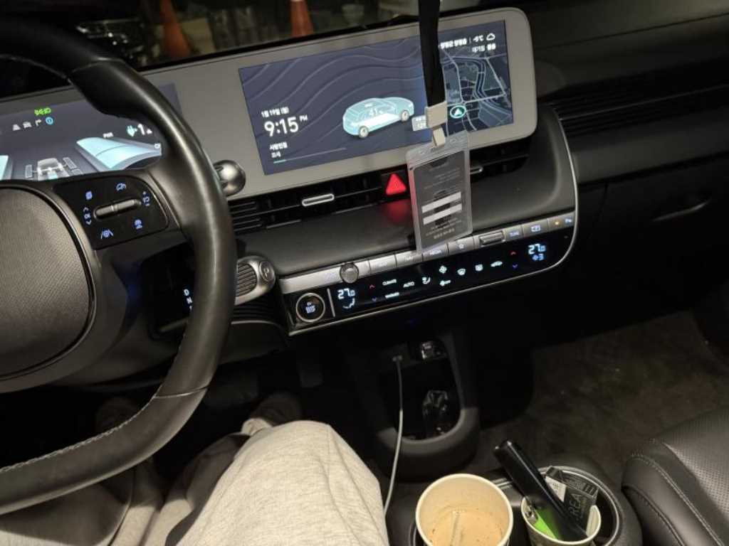 HYUNDAI Ioniq 5 - Vista 7