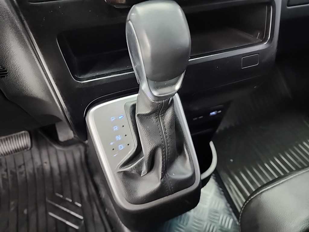 HYUNDAI Staria - Vista 9