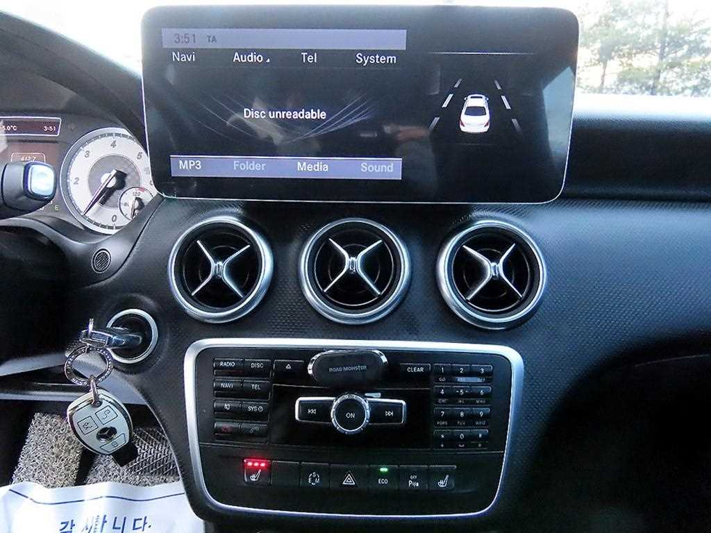 Mercedes Benz A Class 2014 Blanco - Importación desde Corea - HF Imports Iquique - Foto 13