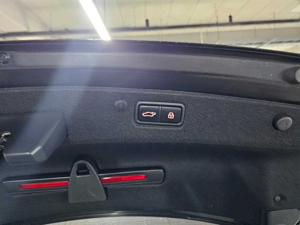 HYUNDAI Grandeur - Vista 3