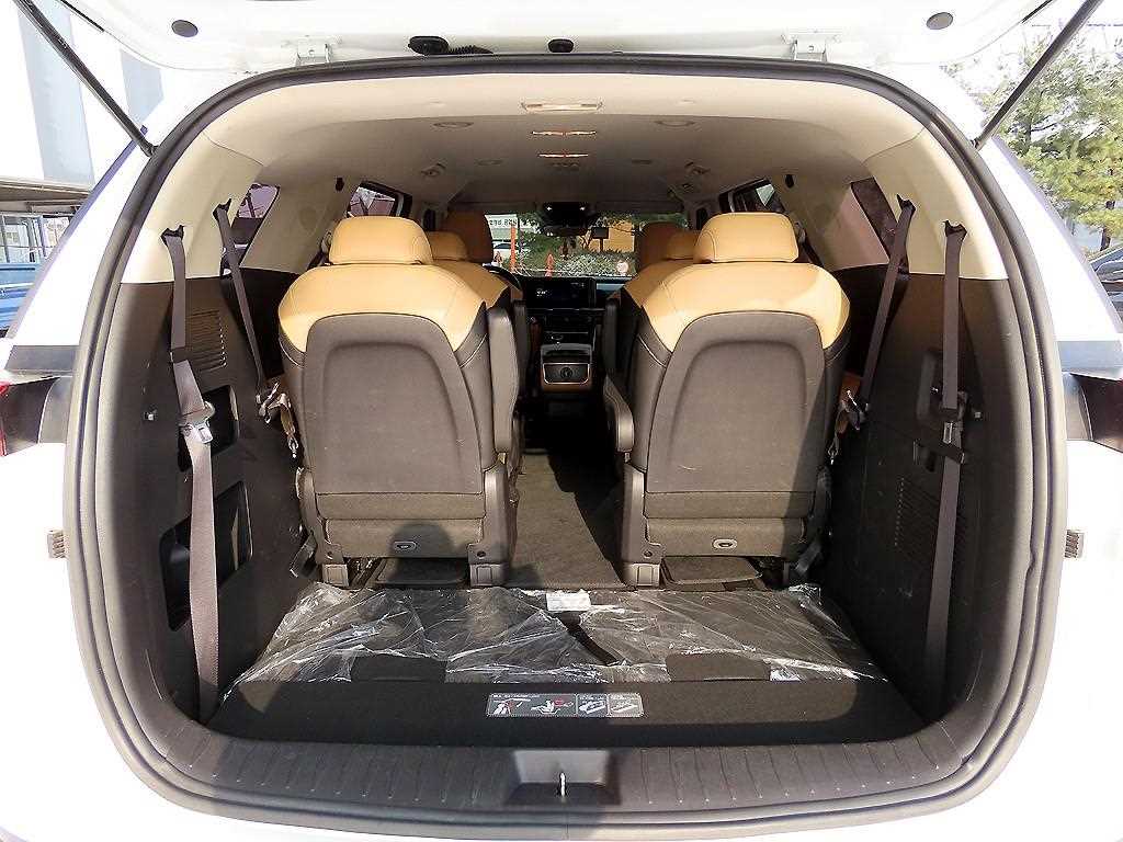 KIA Carnival 2023 - Importación desde Corea - HF Imports Iquique - Foto 17