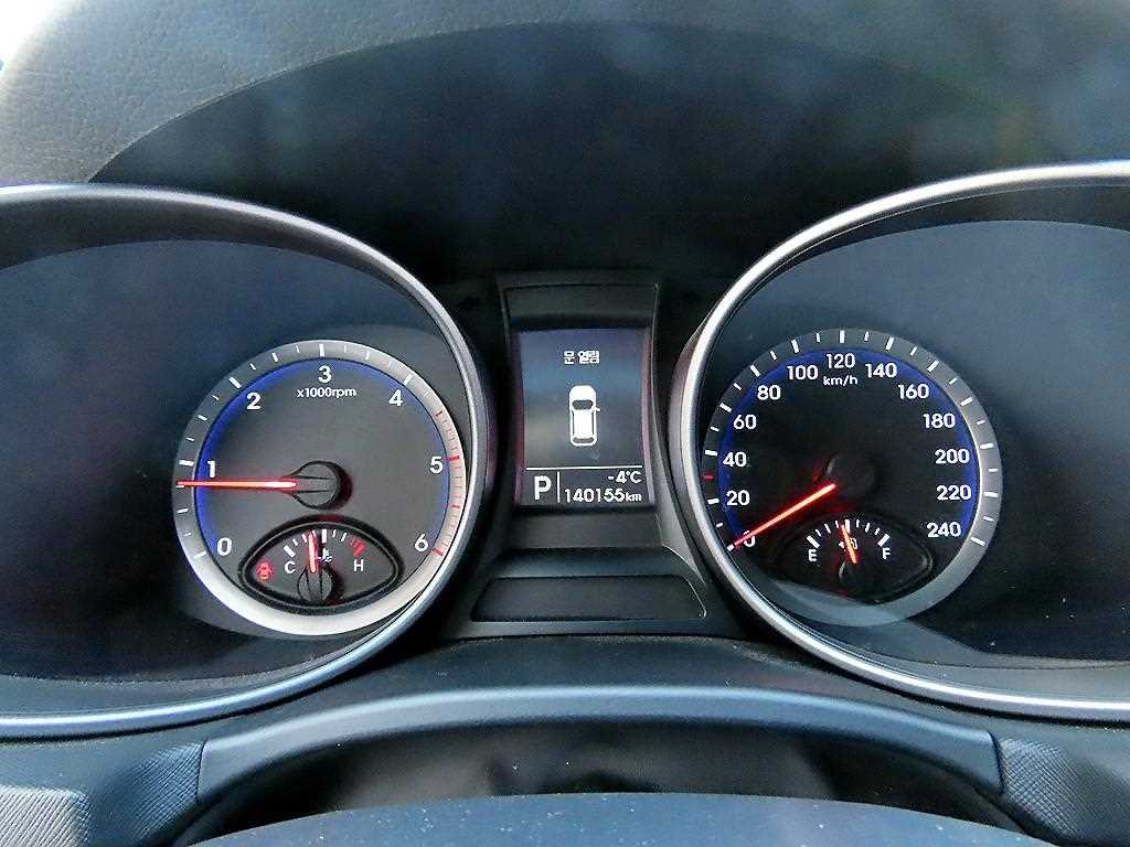 HYUNDAI Santa Fe - Vista 9