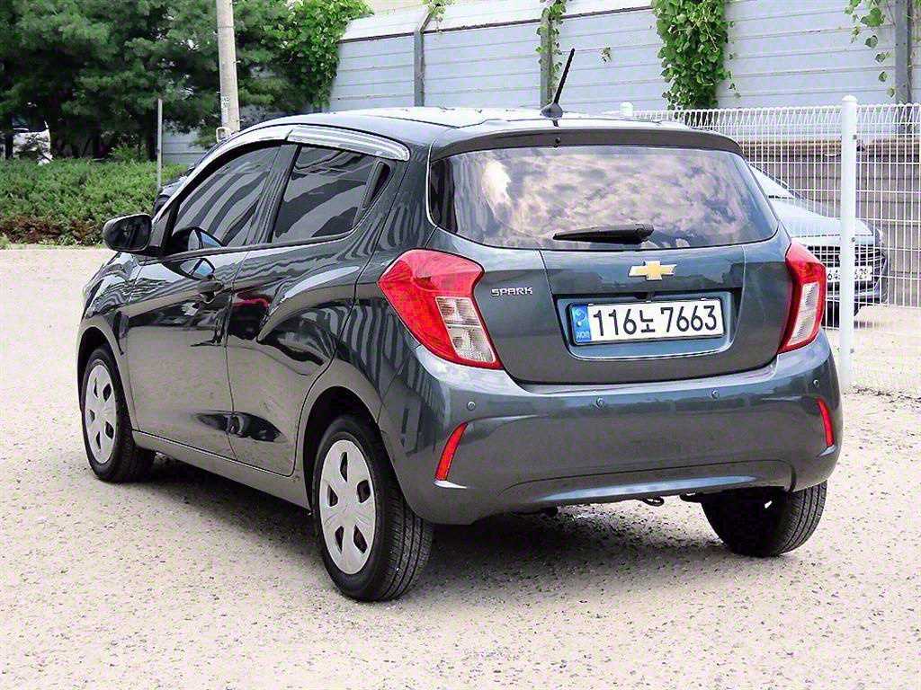 Chevrolet Spark - Vista 3