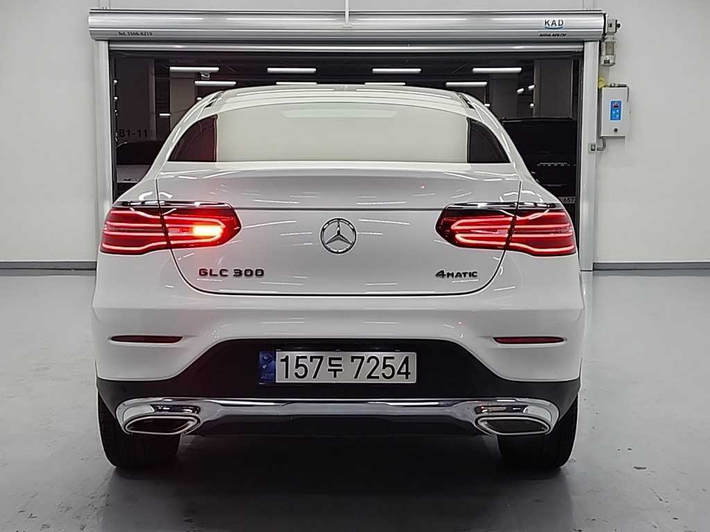 Mercedes Benz GLC Class - Vista 3