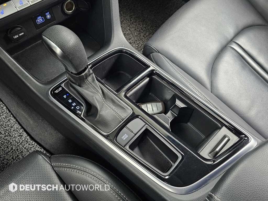 HYUNDAI Sonata - Vista 9