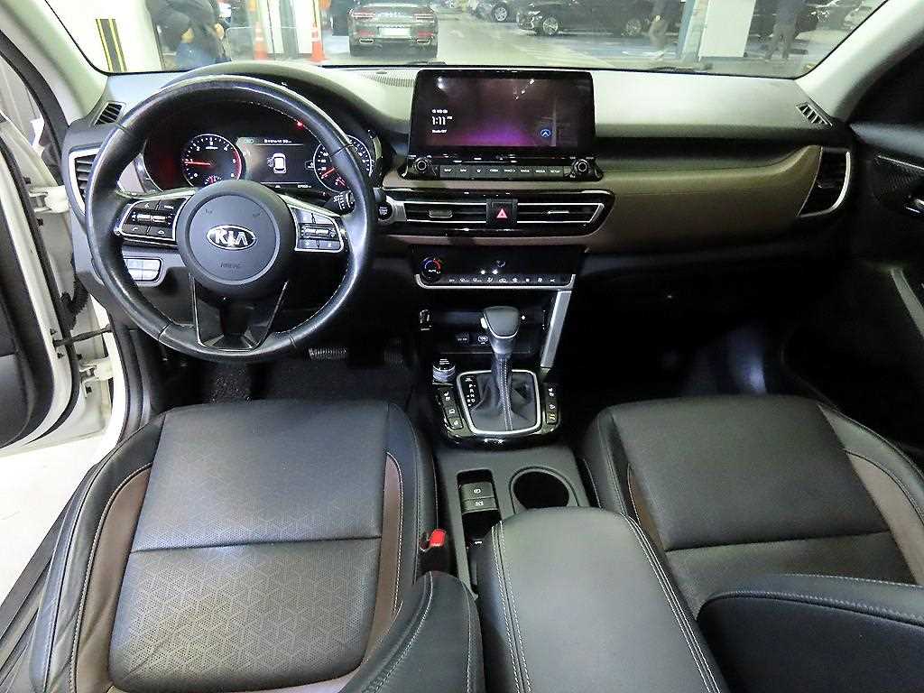 KIA Seltos - Vista 10