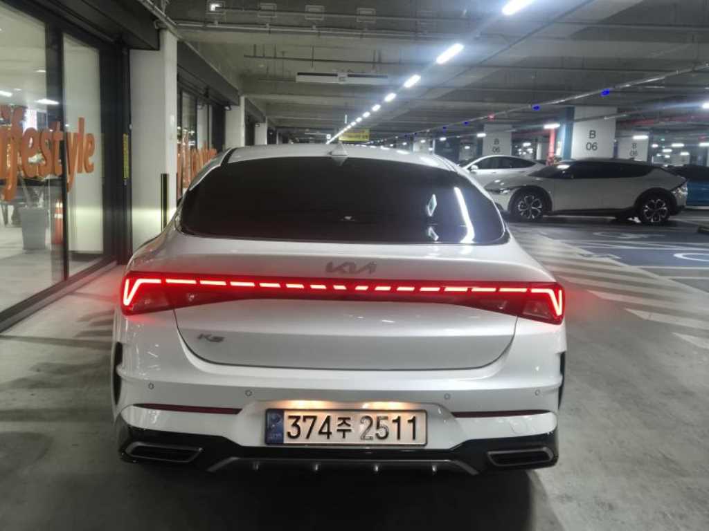 KIA K5 - Vista 5