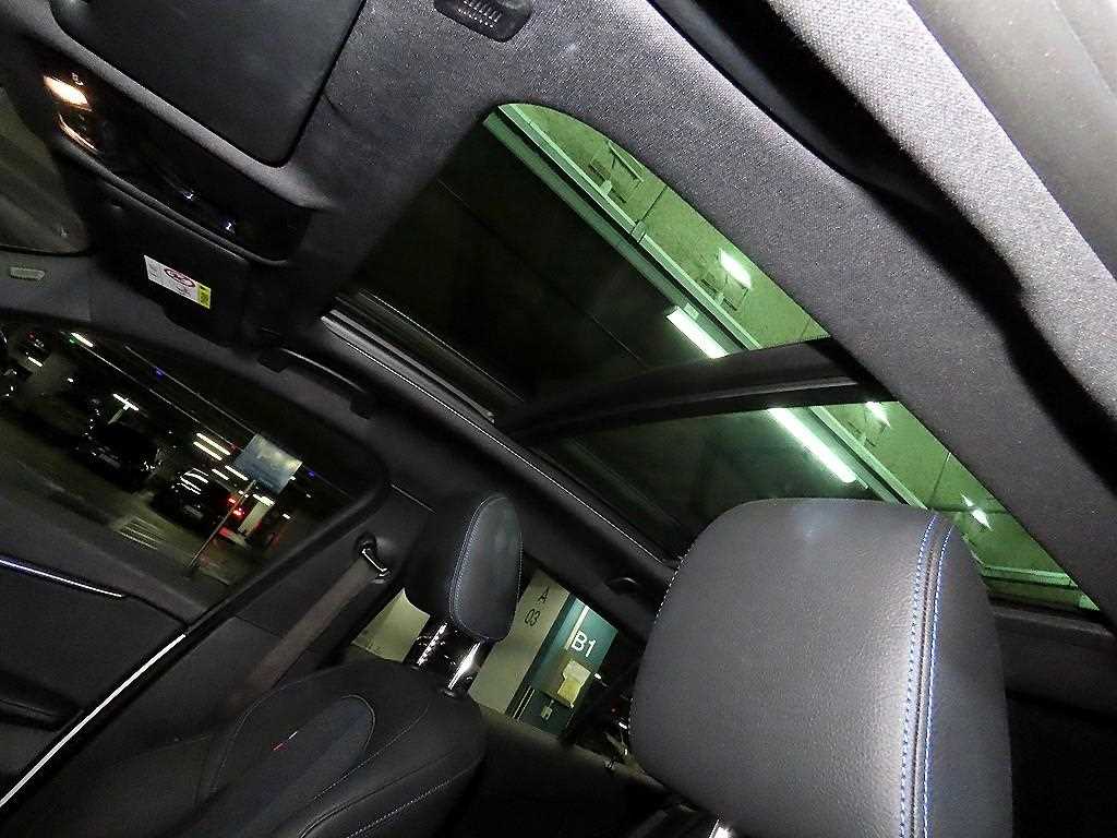 BMW 1 series 2023 Blanco - Importación desde Corea - HF Imports Iquique - Foto 16