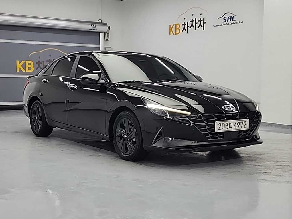 HYUNDAI Avante - Vista 4