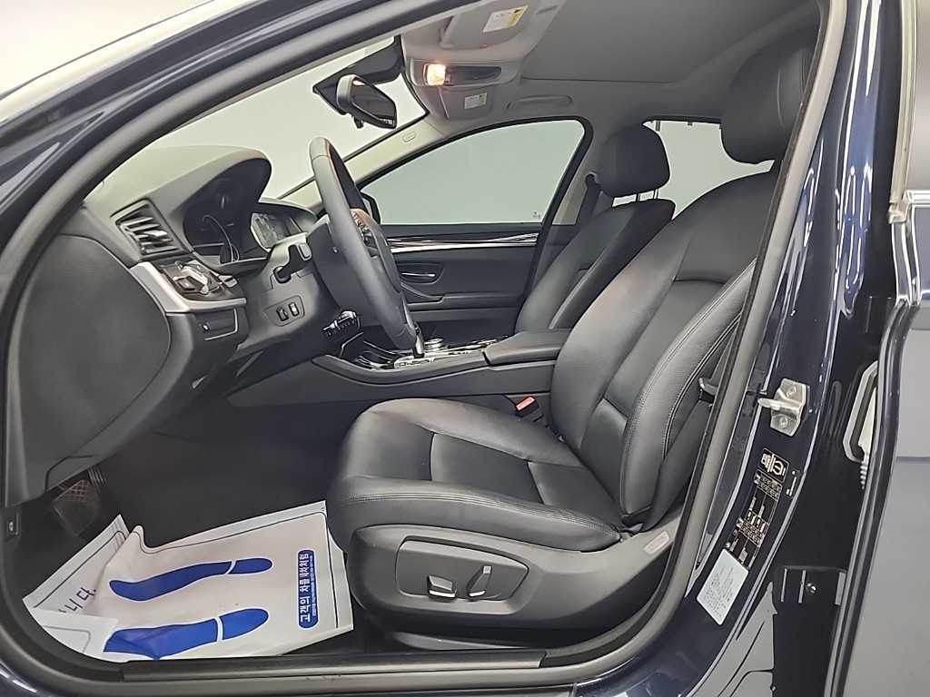 BMW 5 Series - Vista 11