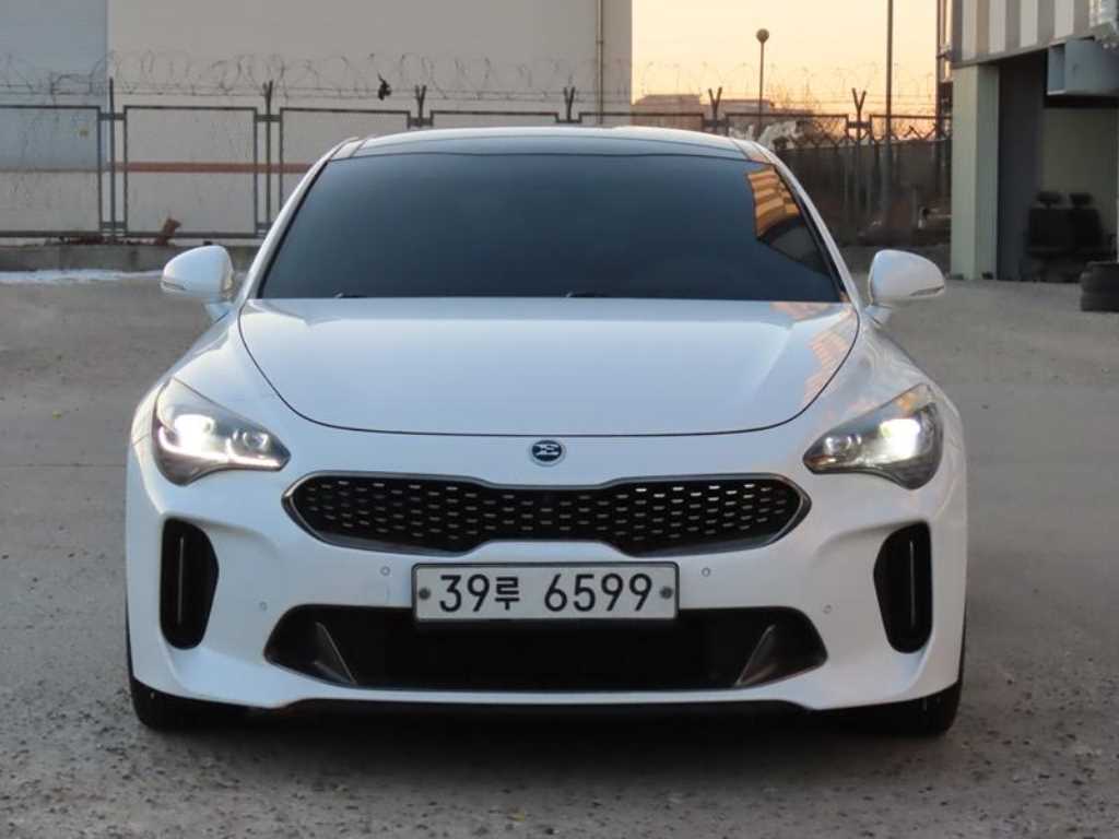 KIA Stinger 2018 - Importación desde Corea - HF Imports Iquique - Foto 1