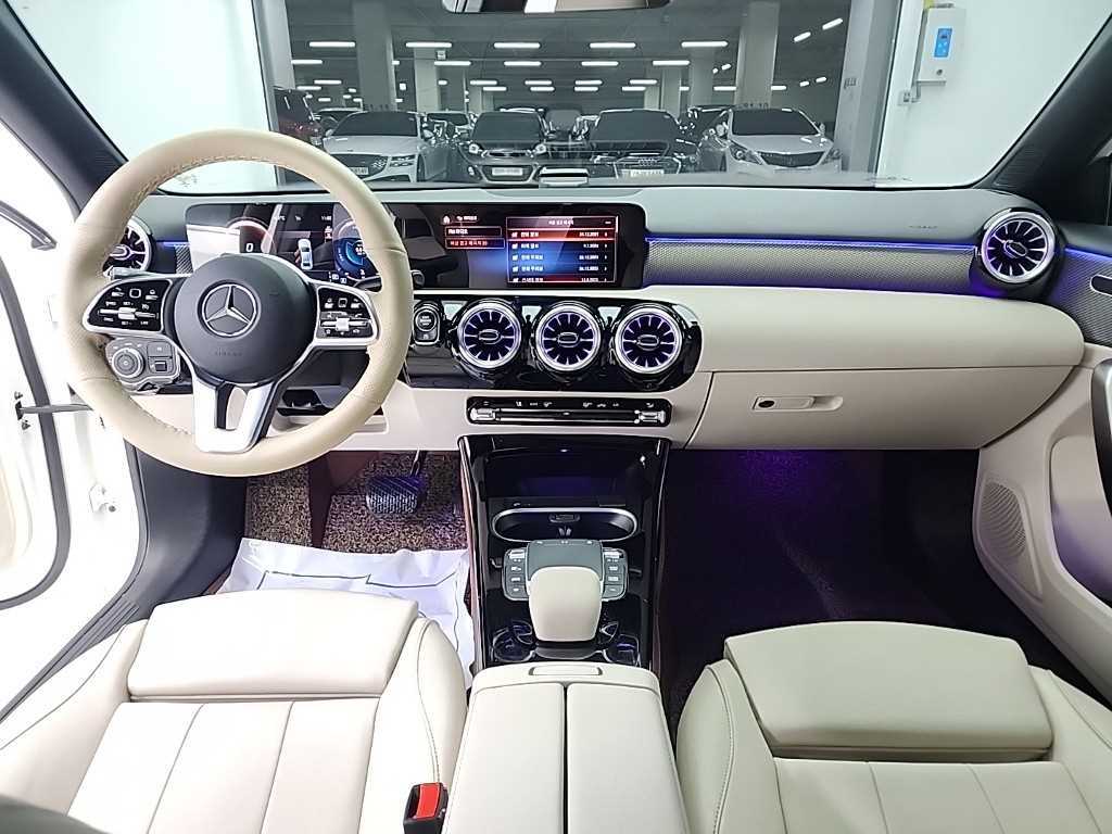 Mercedes Benz A Class - Vista 7