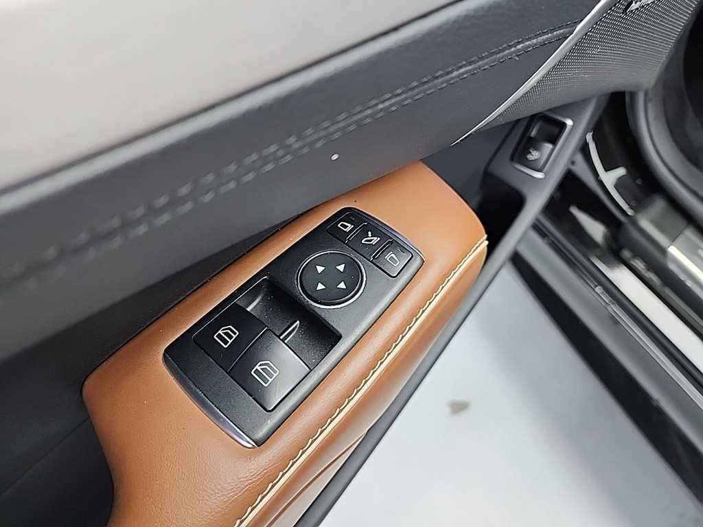 Mercedes Benz SL Class 2019 Negro - Importación desde Corea - HF Imports Iquique - Foto 19