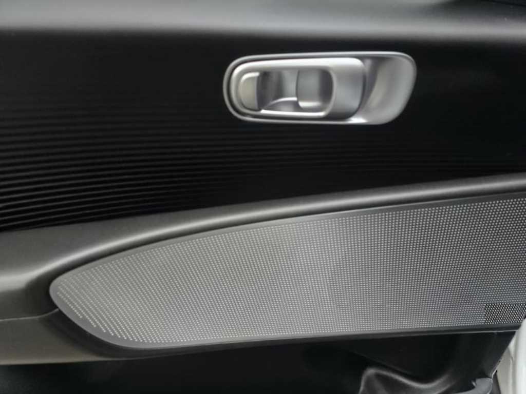 HYUNDAI Ioniq 6 - Vista 8