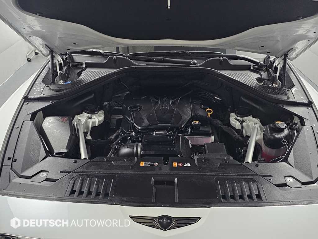 Genesis GV80 - Vista 6