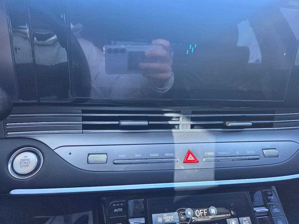 HYUNDAI Grandeur - Vista 6