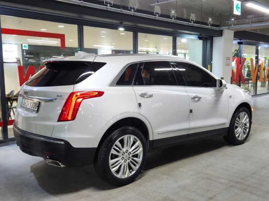Cadillac XT5 - Vista 4