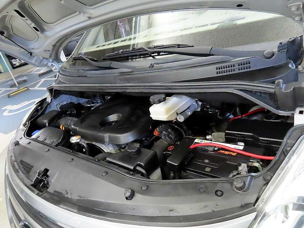 HYUNDAI Starex 2017 - Importación desde Corea - HF Imports Iquique - Foto 19