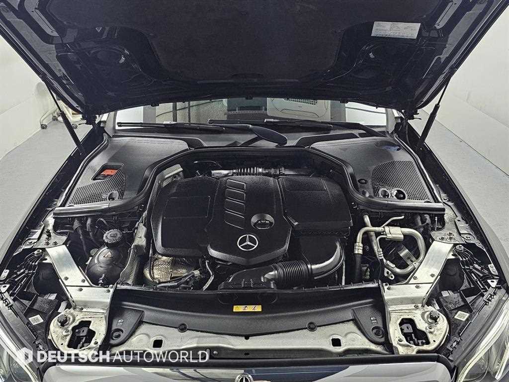 Mercedes Benz E class - Vista 6