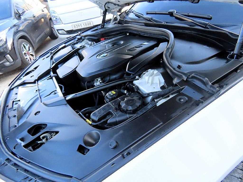 BMW 5 Series 2018 Blanco - Importación desde Corea - HF Imports Iquique - Foto 19