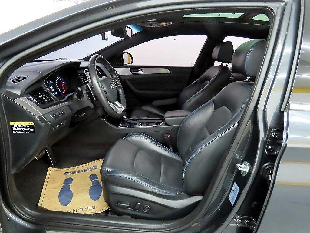 HYUNDAI Sonata - Vista 5