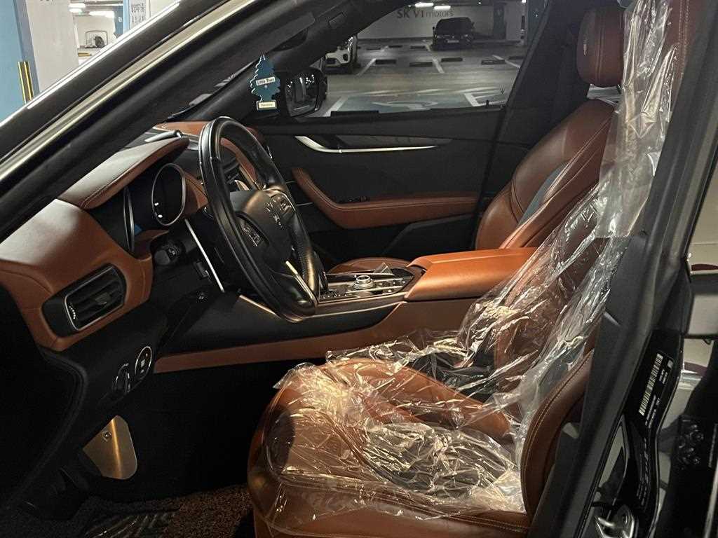 Maserati Levante 2019 Negro - Importación desde Corea - HF Imports Iquique - Foto 13