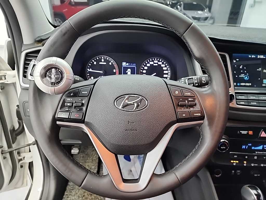 HYUNDAI Tucson - Vista 9