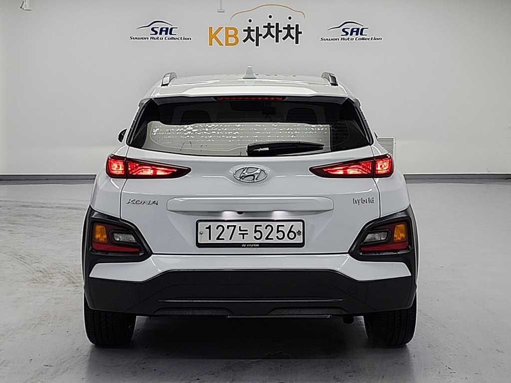 HYUNDAI Kona - Vista 3