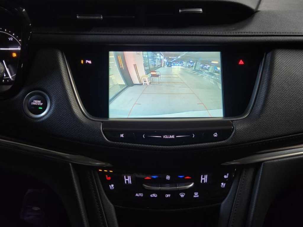 Cadillac XT5 - Vista 11