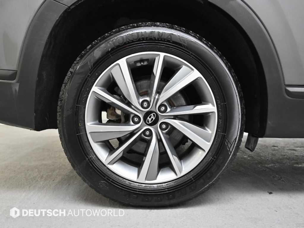 HYUNDAI Santa Fe - Vista 5