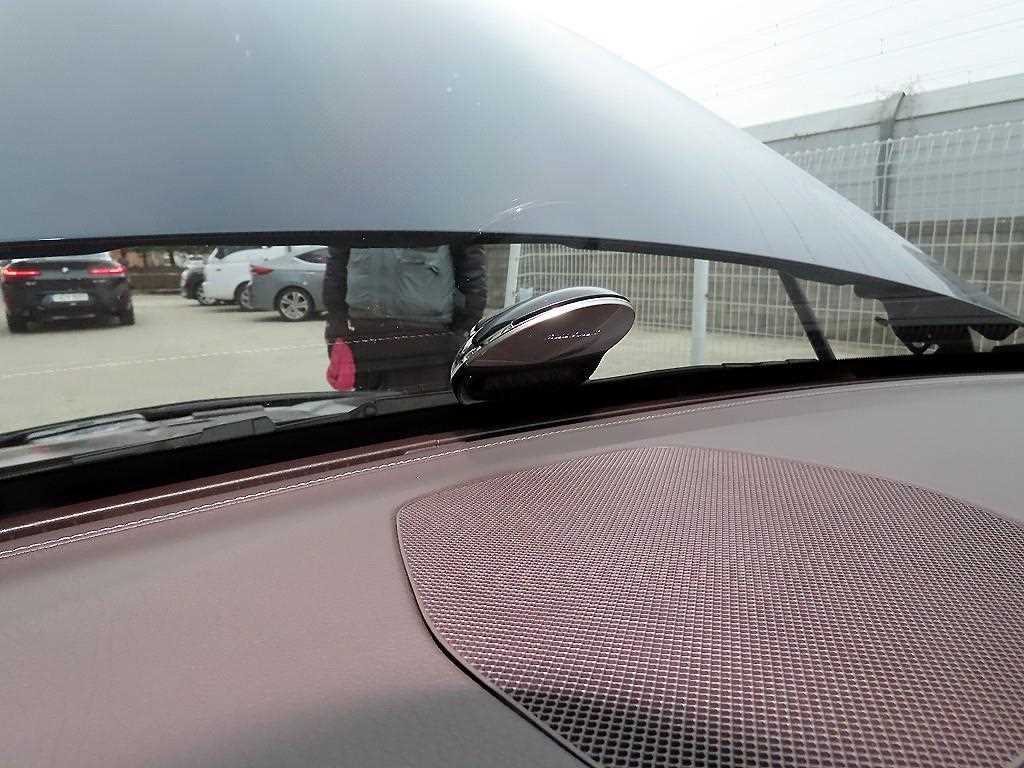 Mercedes Benz C Class 2016 Azul - Importación desde Corea - HF Imports Iquique - Foto 16