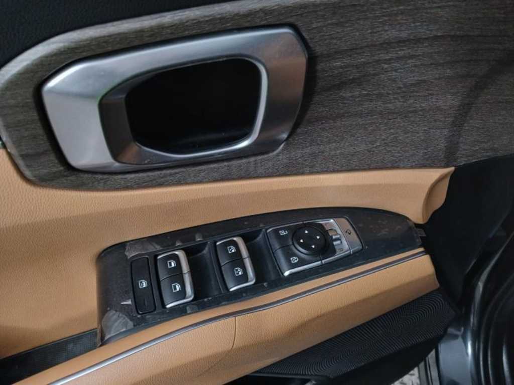 KIA Sorento - Vista 9