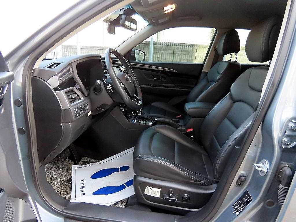 Ssangyong Korando - Vista 5