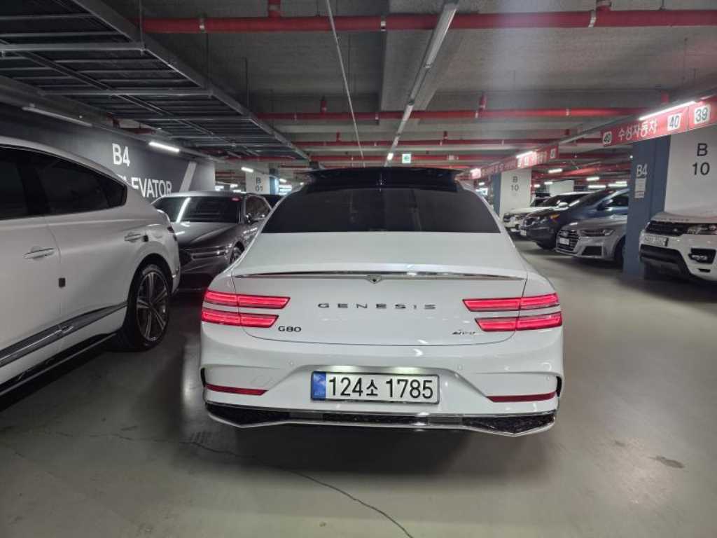 Genesis G80 - Vista 5