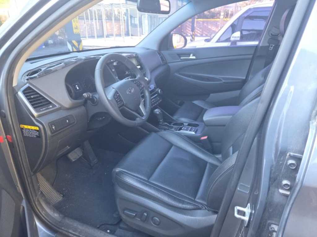 HYUNDAI Tucson - Vista 6