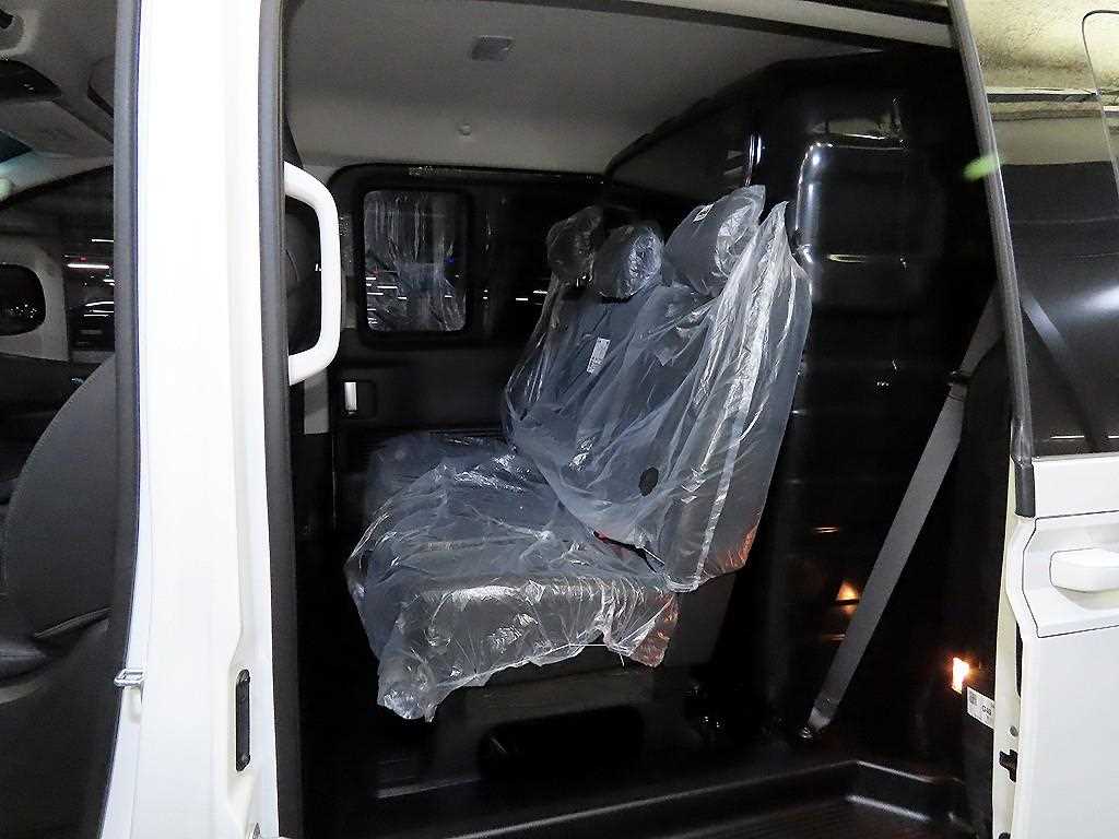 HYUNDAI Staria - Vista 7