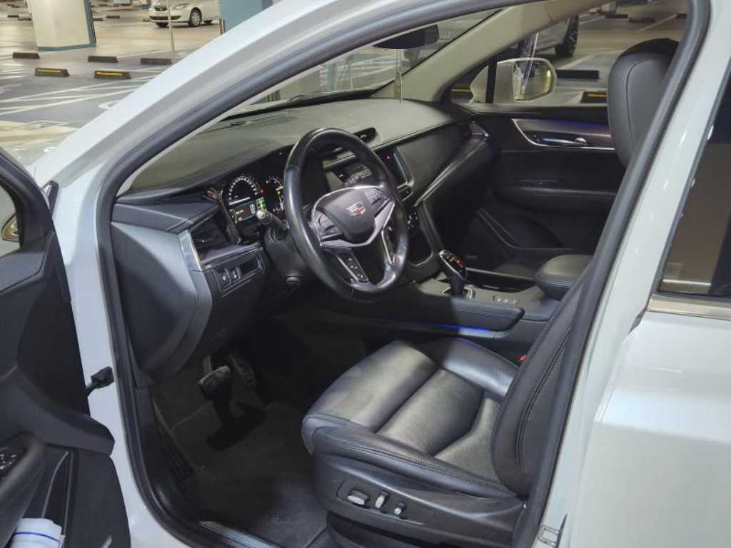 Cadillac XT5 - Vista 7