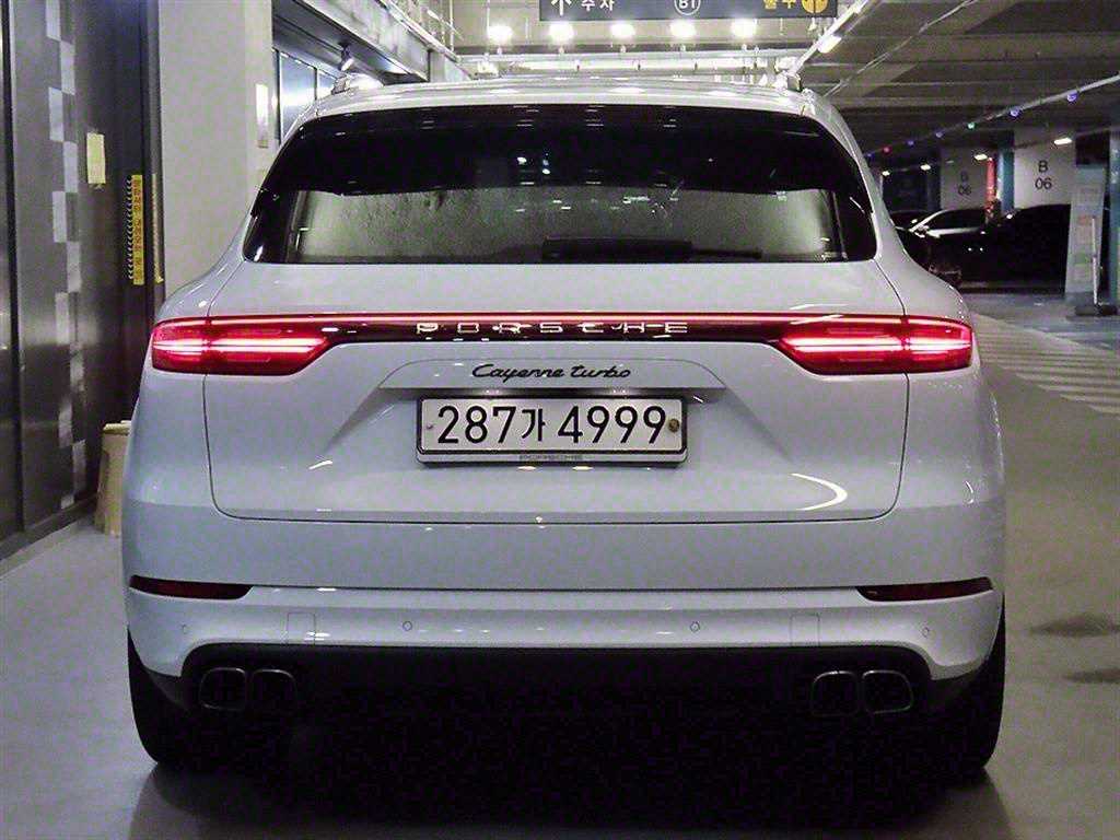 Porsche Cayenne - Vista 5