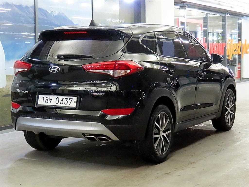 HYUNDAI Tucson - Vista 4