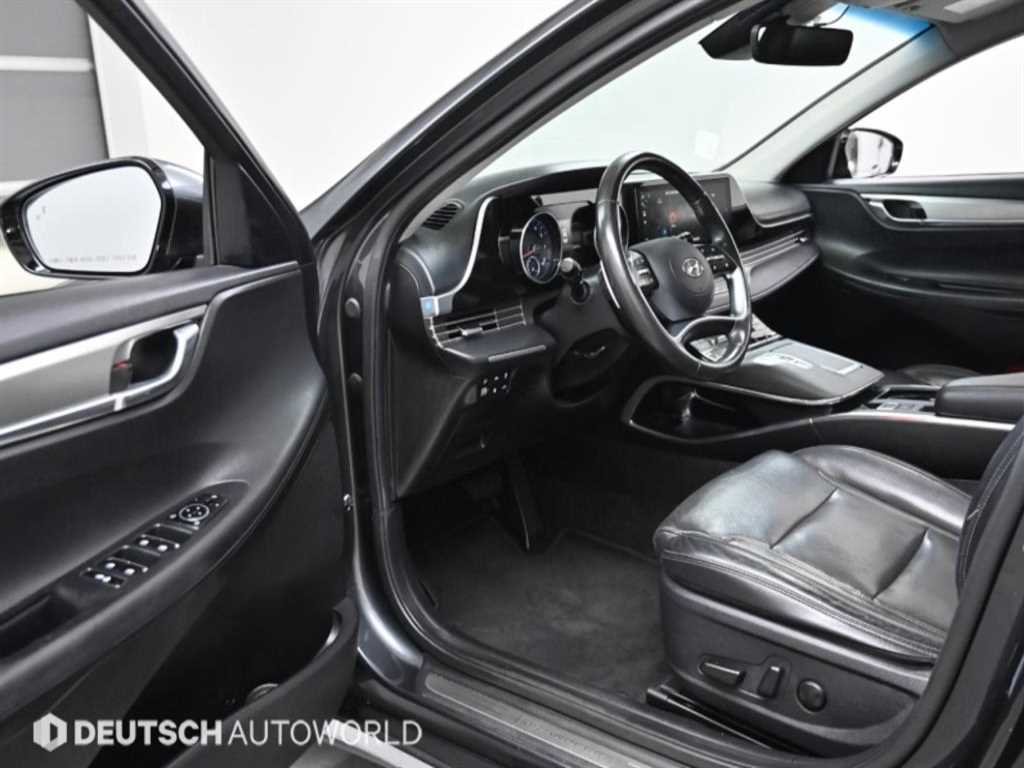 HYUNDAI Grandeur - Vista 11