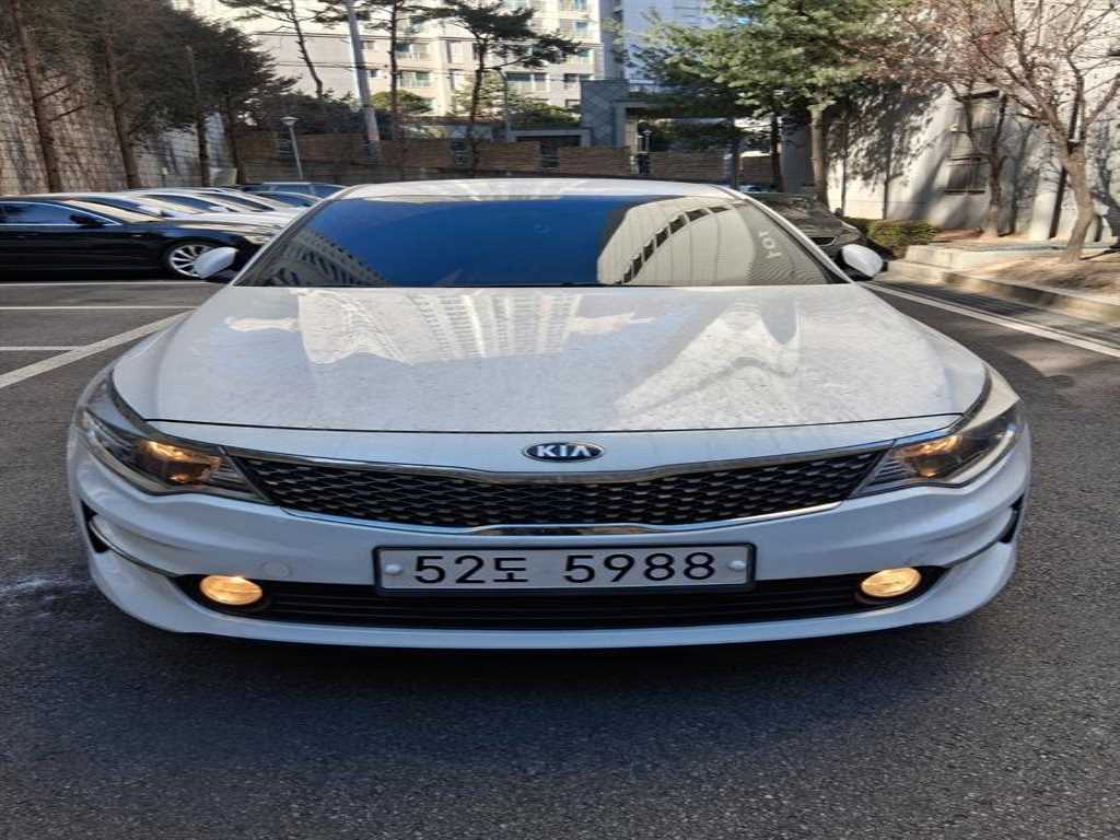 KIA K5 2017 Blanco - Importación desde Corea - HF Imports Iquique - Foto 1