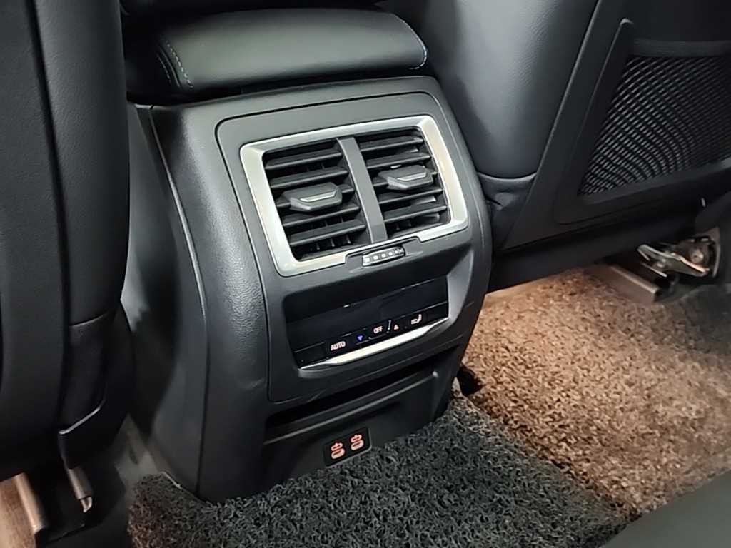 BMW iX3 2023 Blanco - Importación desde Corea - HF Imports Iquique - Foto 14