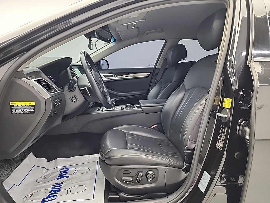 Genesis G80 - Vista 11